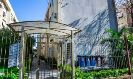 Apartamento com 3 quartos à venda na Rua Chile, 40, Jardim Botânico, Porto Alegre, 62 m2 por R$ 300.000