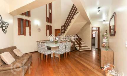 Casa com 4 quartos à venda na Rua Edmundo Bastian, 745, Cristo Redentor, Porto Alegre, 294 m2 por R$ 1.000.000