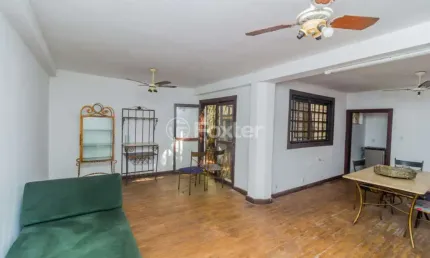 Casa comercial com 1 sala à venda na Rua Santa Terezinha, 277, Farroupilha, Porto Alegre, 122 m2 por R$ 2.831.000