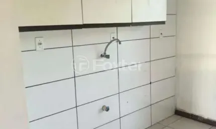 Casa com 2 quartos à venda na Rua Solon Vieira Marques, 589, Restinga, Porto Alegre, 38 m2 por R$ 200.000
