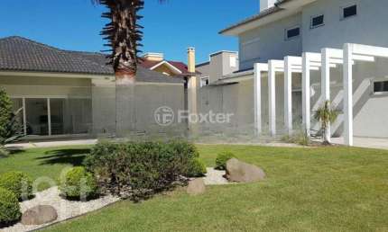 Casa em condomínio fechado com 6 quartos à venda na Avenida Central, 2000, Zona Nova, Capão da Canoa, 600 m2 por R$ 3.550.000