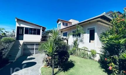Casa com 4 quartos à venda na Rua Laércio Costa, 125, Trindade, Florianópolis, 218 m2 por R$ 1.280.000