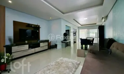 Casa em condomínio fechado com 4 quartos à venda na Rua Professor Bolívar Fontoura, 450, Vila Nova, Porto Alegre, 220 m2 por R$ 1.290.000