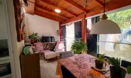 Casa em condomínio fechado com 2 quartos à venda na Rua Jozino Liotti, 300, Jardim Algarve, Alvorada, 43 m2 por R$ 254.600