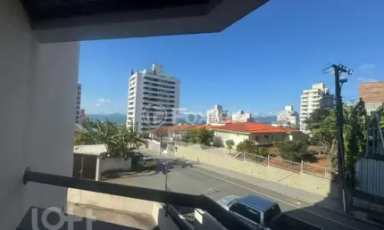 Apartamento com 2 quartos à venda na Rua Manoel Loureiro, 356, Barreiros, São José, 55 m2 por R$ 600.000
