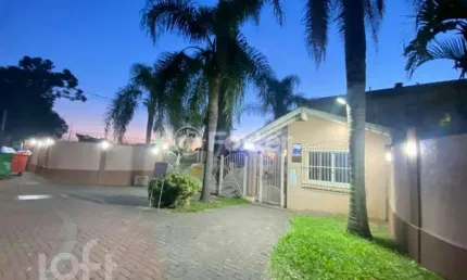 Casa em condomínio fechado com 4 quartos à venda na Rua Brasil, 333, Centro, Canoas, 90 m2 por R$ 475.000