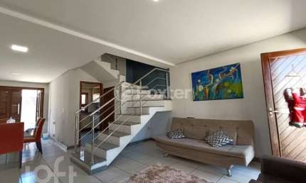 Casa em condomínio fechado com 3 quartos à venda na Rua Atenas, 44, Niterói, Canoas, 72 m2 por R$ 375.000