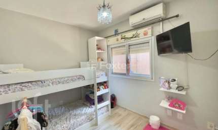 Casa em condomínio fechado com 2 quartos à venda na Rua Pistoia, 820, Rio Branco, Canoas, 64 m2 por R$ 270.000