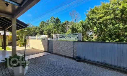 Casa com 4 quartos à venda na Servidão Dunas Verdes, 15, São João do Rio Vermelho, Florianópolis, 330 m2 por R$ 1.170.000