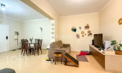 Apartamento com 3 quartos à venda na rua santo antônio, 888, floresta, porto alegre, 90 m2 por r$ 480.000