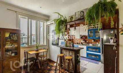 Apartamento com 2 quartos à venda na rua luiz só, 35, petrópolis, porto alegre, 60 m2 por r$ 300.000