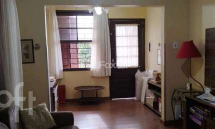 Casa com 3 quartos à venda na Rua Capitão Padilha, 19, Cascata, Porto Alegre, 148 m2 por R$ 370.000