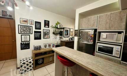Casa com 7 quartos à venda na Avenida José Gertum, 126, Chácara das Pedras, Porto Alegre, 391 m2 por R$ 1.595.000