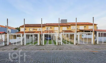 Casa com 2 quartos à venda na Rua José Ernesto Nedel, 190, Jardim Leopoldina, Porto Alegre, 106 m2 por R$ 395.000