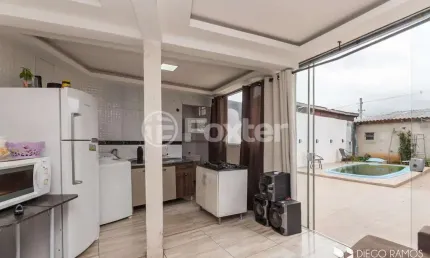 Casa com 2 quartos à venda na Rua Raul Cauduro, 150, Mário Quintana, Porto Alegre, 80 m2 por R$ 165.000