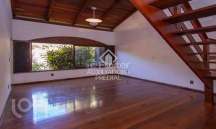Casa com 4 quartos à venda na Rua Doutor João Simplício Alves de Carvalho, 527, Vila Ipiranga, Porto Alegre, 359 m2 por R$ 1.900.000