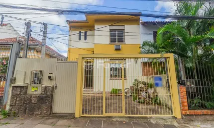 Casa com 4 quartos à venda na rua zamenhoff, 135, são joão, porto alegre, 190 m2 por r$ 900.000