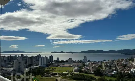 Apartamento com 3 quartos à venda na Rua Professor Clementino de Brito, 455, Capoeiras, Florianópolis, 79 m2 por R$ 949.000