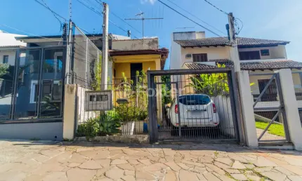 Casa com 4 quartos à venda na rua felicíssimo de azevedo, 752, higienópolis, porto alegre, 180 m2 por r$ 700.000