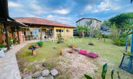 Casa com 5 quartos à venda na Rua Altamiro Barcelos Dutra, 115, Barra da Lagoa, Florianópolis, 350 m2 por R$ 2.899.000