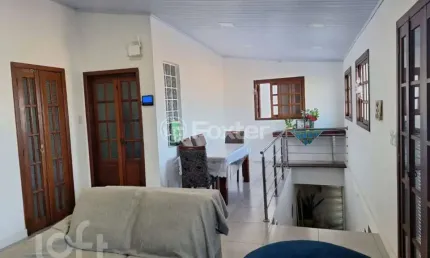 Casa com 2 quartos à venda na Acesso Marcelino Barski, 162, Jardim Itu Sabará, Porto Alegre, 190 m2 por R$ 530.000