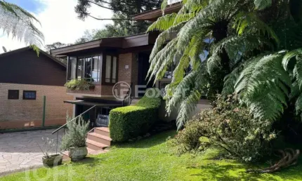 Casa com 3 quartos à venda na Rua Leopoldo Becker, 280, Parque das Hortênsias, Canela, 250 m2 por R$ 1.792.000