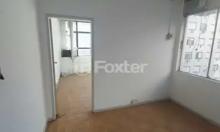 Sala comercial com 2 salas à venda na rua vigário josé inácio, 547, centro histórico, porto alegre, 31 m2 por r$ 70.000