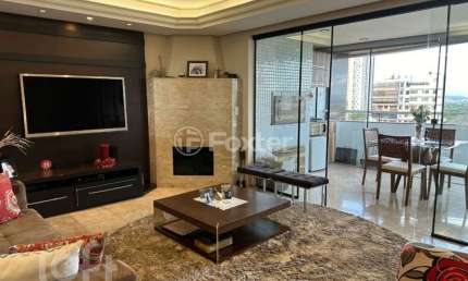 Apartamento com 3 quartos à venda na Avenida Doutor Maurício Cardoso, 1601, Hamburgo Velho, Novo Hamburgo, 177 m2 por R$ 1.500.000