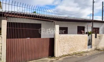 Casa com 3 quartos à venda na Rua Joel Gentil da Luz, 60, Vila Nova, Porto Alegre, 187 m2 por R$ 378.000