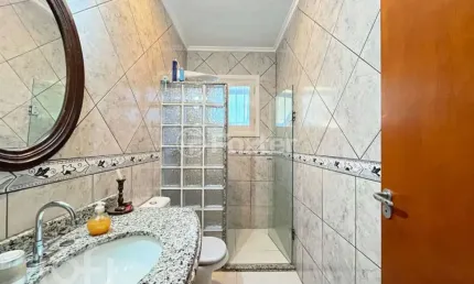 Casa com 4 quartos à venda na avenida guaíba, 10660, ipanema, porto alegre, 250 m2 por r$ 1.150.000