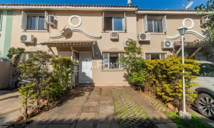 Casa em condomínio fechado com 3 quartos à venda na Avenida José Aloísio Filho, 801, Humaitá, Porto Alegre, 87 m2 por R$ 349.990