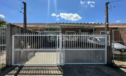 Casa com 2 quartos à venda na Rua Pingo de Ouro, 25, Chácara das Rosas, Cachoeirinha, 60 m2 por R$ 225.000