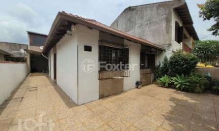 Casa com 3 quartos à venda na Rua Breno Arruda, 151, Santa Maria Goretti, Porto Alegre, 185 m2 por R$ 530.000
