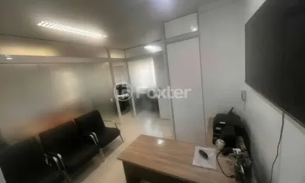 Sala comercial com 1 sala à venda na Avenida Ipiranga, 607, Praia de Belas, Porto Alegre, 47 m2 por R$ 550.000