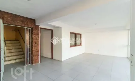 Casa com 5 quartos à venda na Rua Rafael Clark, 55, Partenon, Porto Alegre, 300 m2 por R$ 600.000