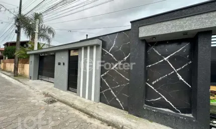 Casa com 3 quartos à venda na Servidão Arrastão, 51, Ingleses do Rio Vermelho, Florianópolis, 200 m2 por R$ 1.400.000