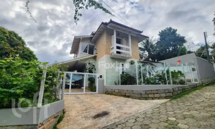 Casa com 4 quartos à venda na Rua Francisca Moreira, 13, Ponta de Baixo, São José, 241 m2 por R$ 1.430.000
