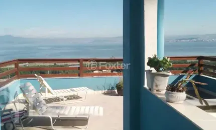 Casa com 2 quartos à venda na Rua Agenor de Morais Filho, 220, Costeira do Pirajubaé, Florianópolis, 55 m2 por R$ 250.000