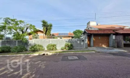 Casa com 3 quartos à venda na Rua Tunísia, 101, Petrópolis, Novo Hamburgo, 305 m2 por R$ 1.300.000