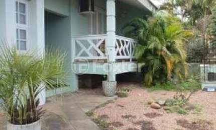 Casa com 3 quartos à venda na Rua das Cerejeiras, 216, Scharlau, São Leopoldo, 174 m2 por R$ 620.000