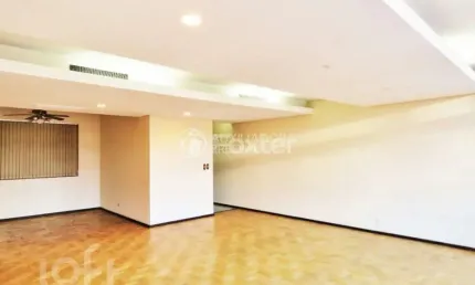 Apartamento com 4 quartos à venda na Avenida Independência, 56, Independência, Porto Alegre, 188 m2 por R$ 600.000