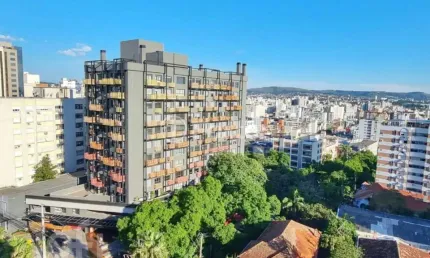 Kitnet / Stúdio à venda na Avenida Independência, 1073, Independência, Porto Alegre, 43 m2 por R$ 615.000