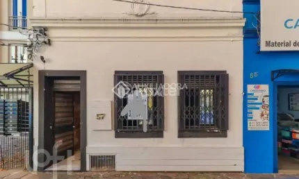 Casa com 3 quartos à venda na praça menino deus, 57, menino deus, porto alegre, 200 m2 por r$ 800.000