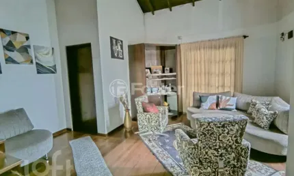 Casa com 4 quartos à venda na Avenida John Kennedy, 149, Santa Teresa, São Leopoldo, 219 m2 por R$ 690.000