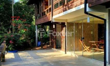 Casa com 4 quartos à venda na Rua Folhas Verdes, 200, Córrego Grande, Florianópolis, 280 m2 por R$ 2.200.000
