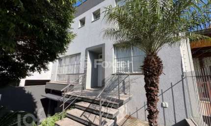 Casa com 3 quartos à venda na Rua Santiago Dantas, 367, Cascata, Porto Alegre, 301 m2 por R$ 1.497.000