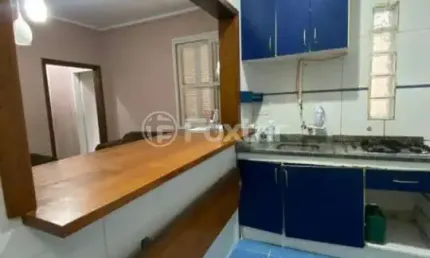 Apartamento com 3 quartos à venda na Rua Comendador Azevedo, 497, Floresta, Porto Alegre, 67 m2 por R$ 300.000