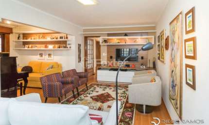 Casa com 3 quartos à venda na Rua Sapê, 735, Passo da Areia, Porto Alegre, 221 m2 por R$ 940.000