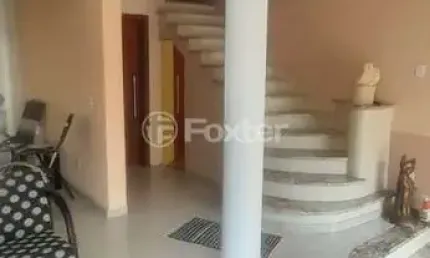 Casa com 3 quartos à venda na rua dom joão vi, 243, medianeira, porto alegre, 200 m2 por r$ 500.000