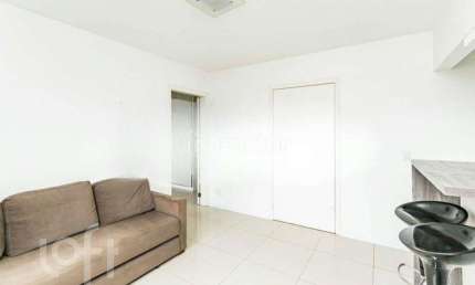 Apartamento com 1 quarto à venda na Rua Marciano Ribeiro, 86, Medianeira, Porto Alegre, 40 m2 por R$ 200.000
